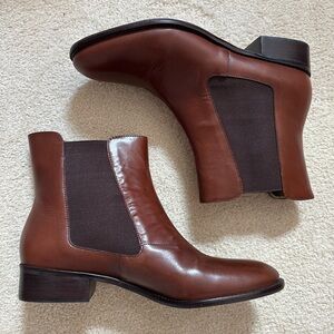 Size 8.5 AA Talbots Chelsea style flat boot, chestnut brown, genuine leather